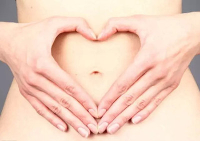 pelvic cavity accumulates fluid